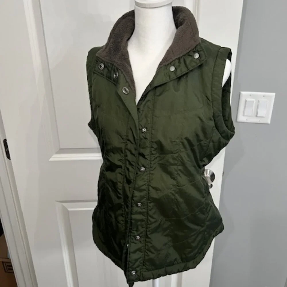 REI Women's Medium Vest Green with Fleece Lining EUC - Picture 6 of 9